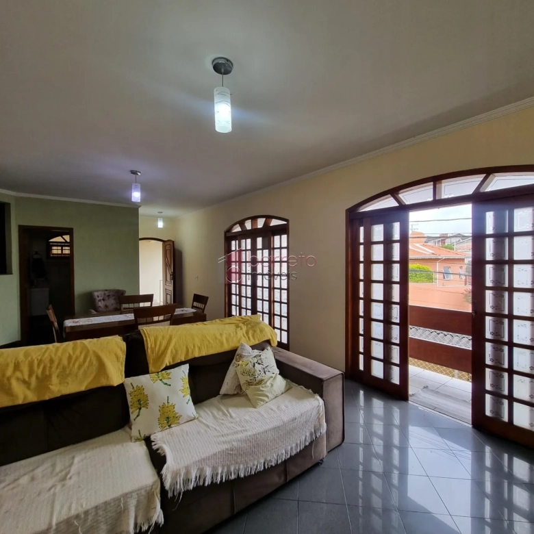 CASA À VENDA NO BAIRRO PARQUE DA REPRESA – JUNDIAÍ/SP