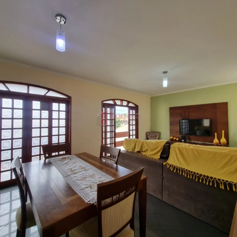 CASA À VENDA NO BAIRRO PARQUE DA REPRESA – JUNDIAÍ/SP