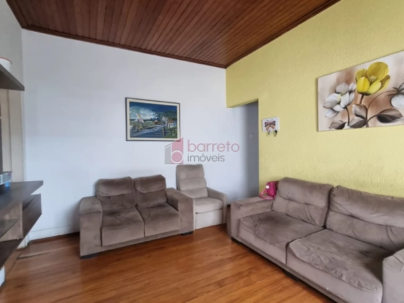 CASA COM EDÍCULA À VENDA NA VILA ARENS – JUNDIAÍ/SP
