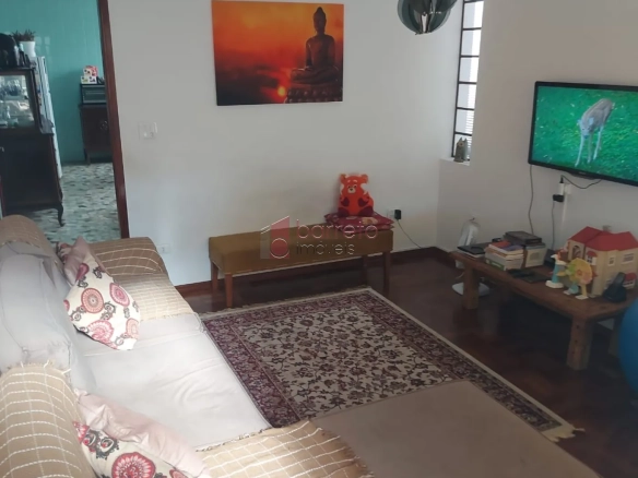 CASA À VENDA NO BAIRRO ANHANGABAÚ EM JUNDIAÍ/SP