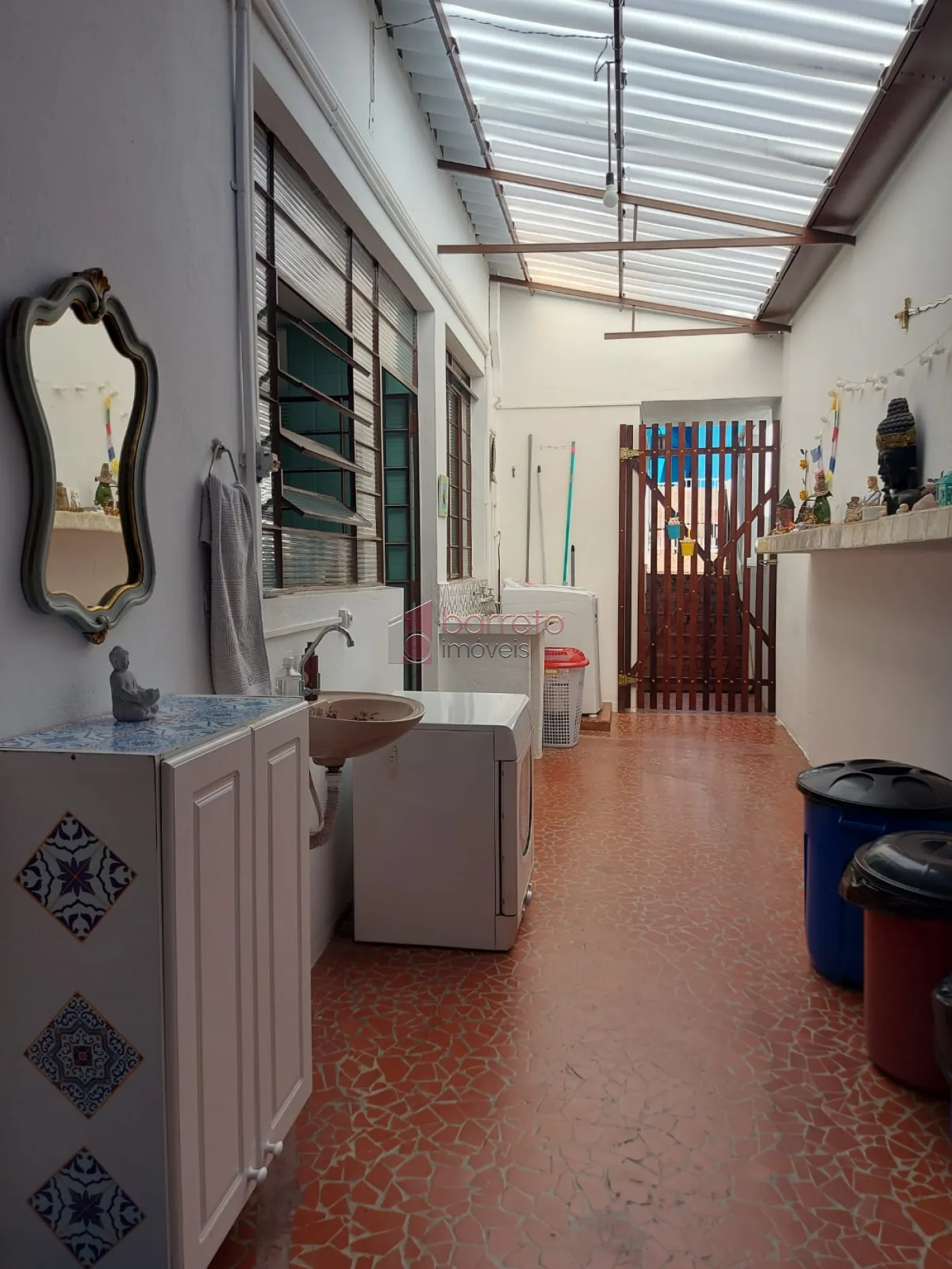CASA À VENDA NO BAIRRO ANHANGABAÚ EM JUNDIAÍ/SP