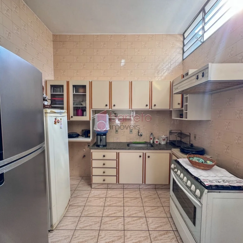 CASA SOBRADO COM 04 DORMITÓRIOS À VENDA NO BAIRRO JARDIM DAS CARPAS – JUNDIAÍ/SP