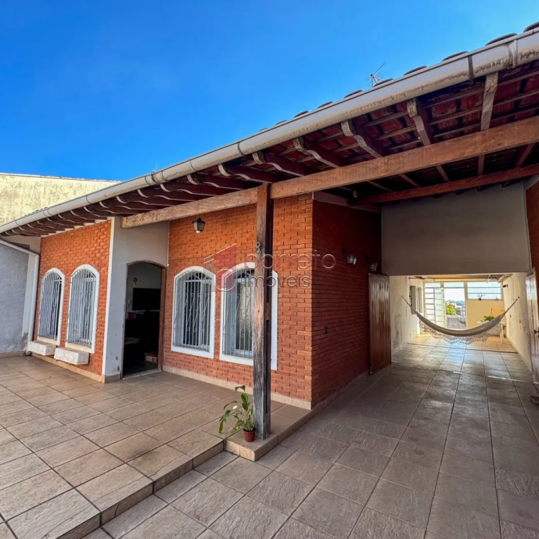 CASA SOBRADO COM 04 DORMITÓRIOS À VENDA NO BAIRRO JARDIM DAS CARPAS – JUNDIAÍ/SP