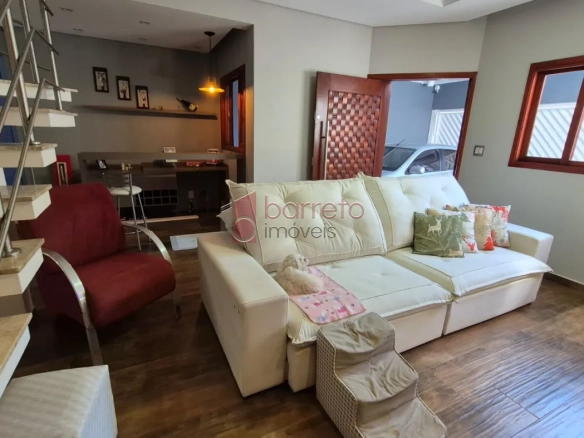 CASA À VENDA NO JARDIM MARAMBAIA EM JUNDIAÍ/SP