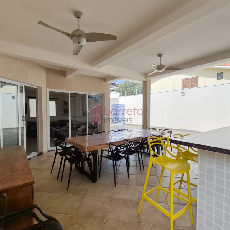 SOBRADO À VENDA NO JARDIM SANTA ADELAIDE EM JUNDIAÍ/SP