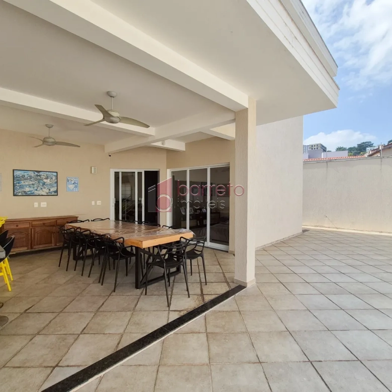 SOBRADO À VENDA NO JARDIM SANTA ADELAIDE EM JUNDIAÍ/SP