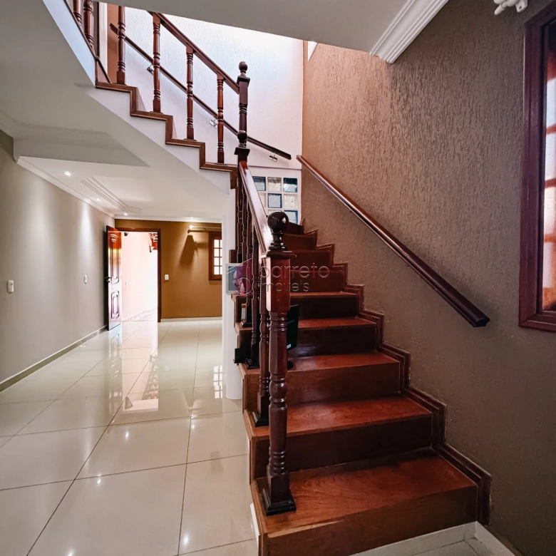 SOBRADO À VENDA NO BAIRRO CIDADE JARDIM I – JUNDIAÍ/SP