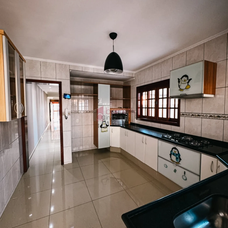 SOBRADO À VENDA NO BAIRRO CIDADE JARDIM I – JUNDIAÍ/SP