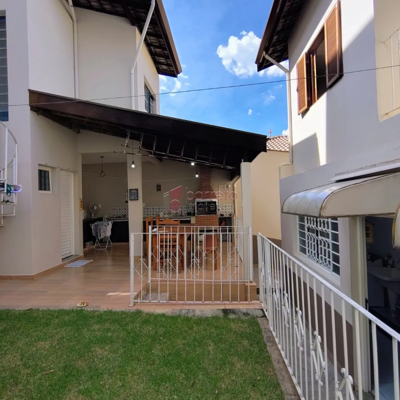 CASA À VENDA NO PARQUE DA REPRESA EM JUNDIAÍ/SP