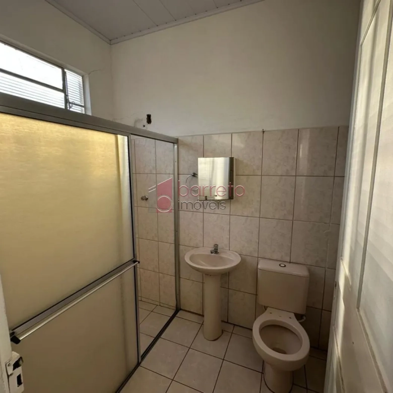 TERRENO COM 3 CASAS TÉRREAS À VENDA NO BAIRRO ANHANGABAÚ EM JUNDIAÍ/SP