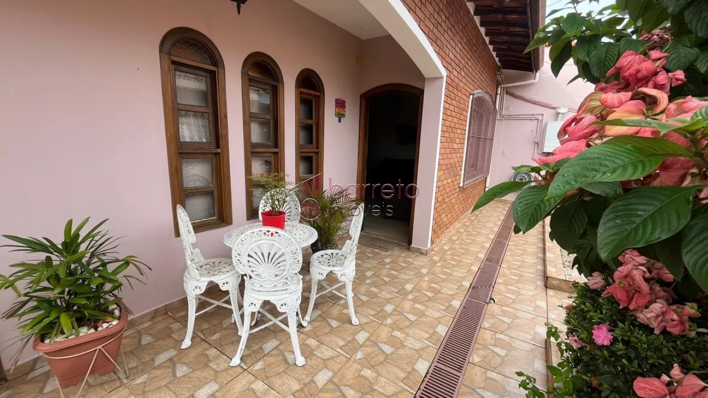 CASA À VENDA NO JARDIM ESTÁDIO – JUNDIAÍ/SP