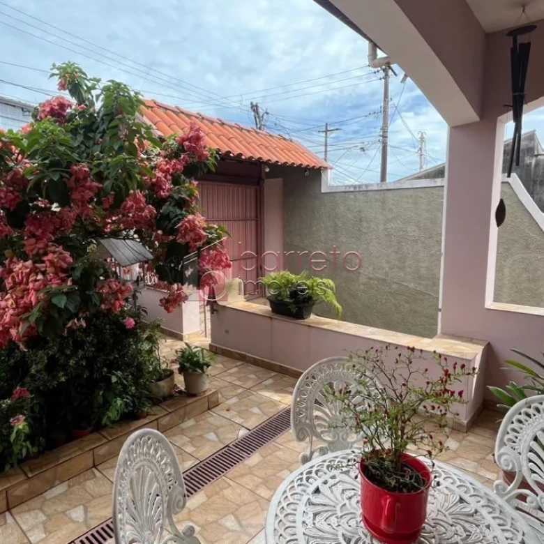 CASA À VENDA NO JARDIM ESTÁDIO – JUNDIAÍ/SP