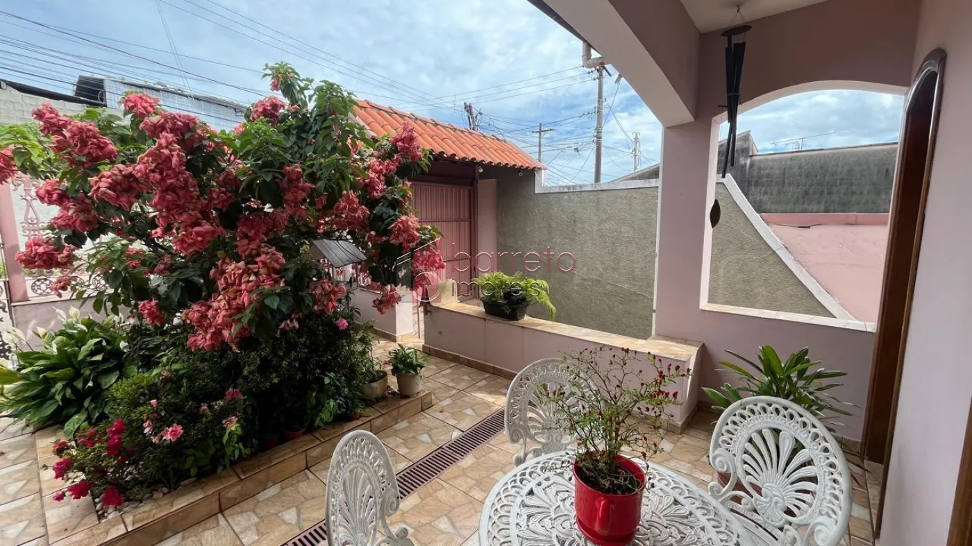 CASA À VENDA NO JARDIM ESTÁDIO – JUNDIAÍ/SP
