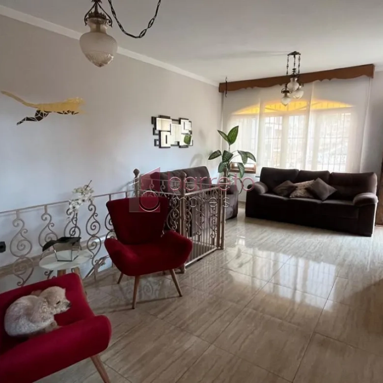 CASA À VENDA NO JARDIM ESTÁDIO – JUNDIAÍ/SP