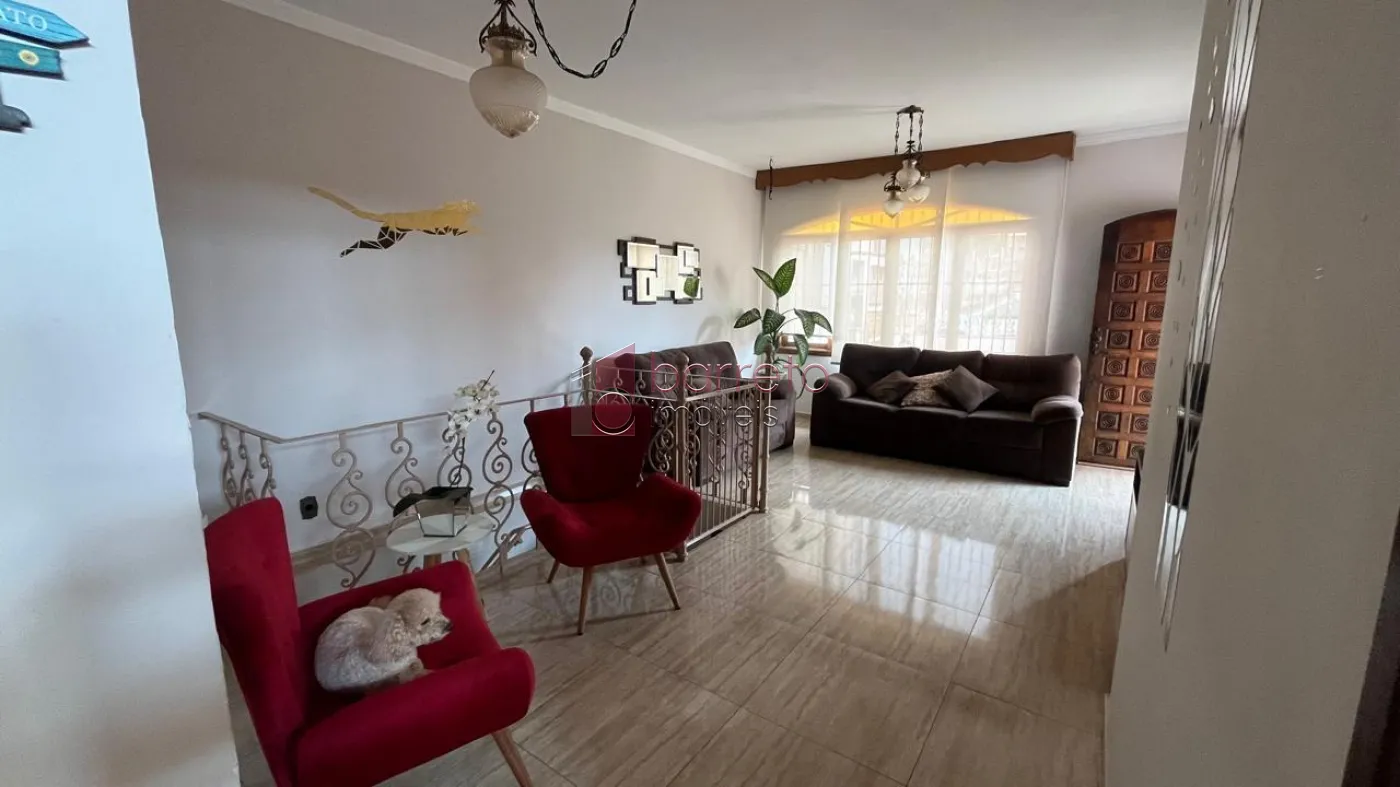 CASA À VENDA NO JARDIM ESTÁDIO – JUNDIAÍ/SP