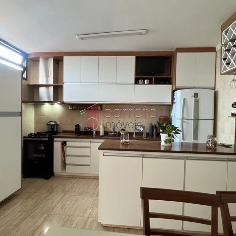 CASA À VENDA NO JARDIM ESTÁDIO – JUNDIAÍ/SP
