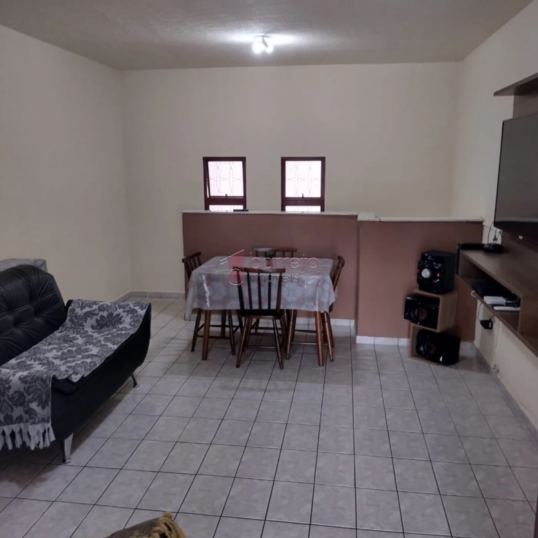 CASA À VENDA NO JARDIM MESSINA EM JUNDIAÍ/SP