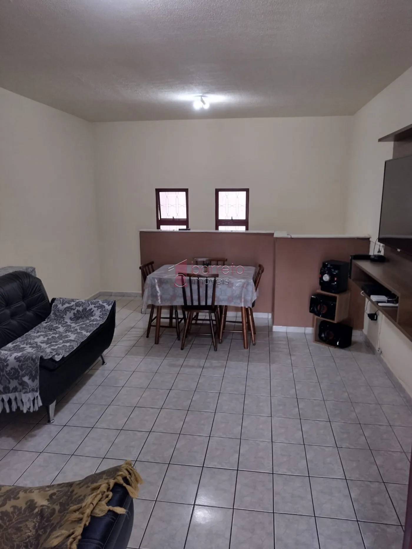 CASA À VENDA NO JARDIM MESSINA EM JUNDIAÍ/SP