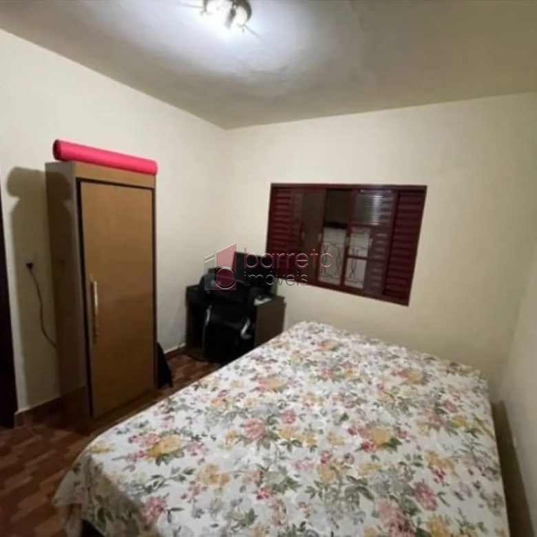 CASA À VENDA NO JARDIM MESSINA EM JUNDIAÍ/SP