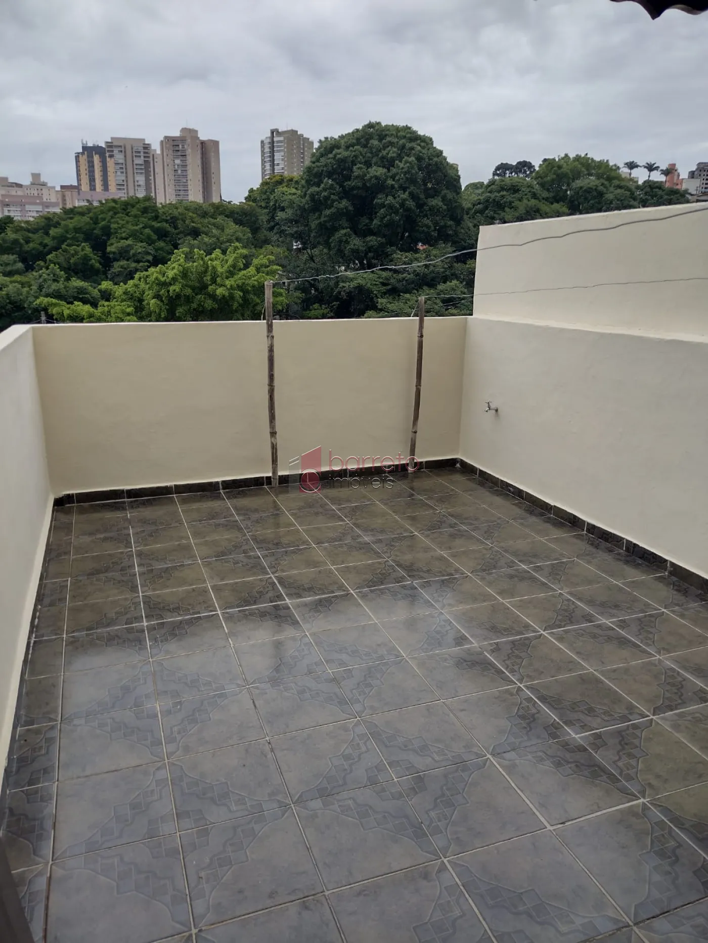 CASA À VENDA NO JARDIM MESSINA EM JUNDIAÍ/SP