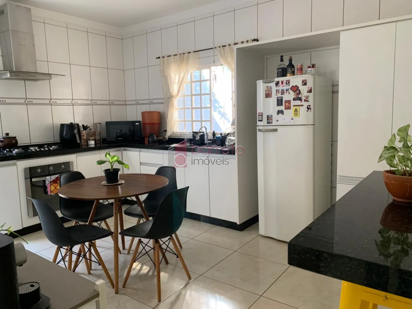SOBRADO PARA VENDA E LOCAÇÃO NO BAIRRO TULIPAS – JUNDIAÍ/SP