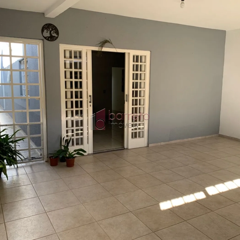SOBRADO PARA VENDA E LOCAÇÃO NO BAIRRO TULIPAS – JUNDIAÍ/SP