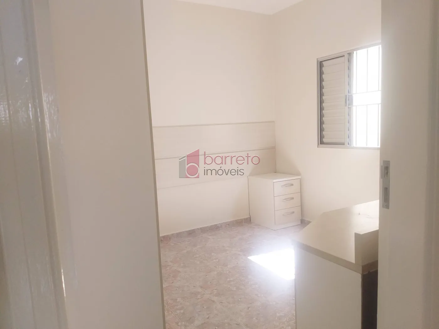 SOBRADO COM EDÍCULA PARA VENDA E LOCAÇÃO NO BAIRRO VILA SANTANA II – JUNDIAÍ/SP