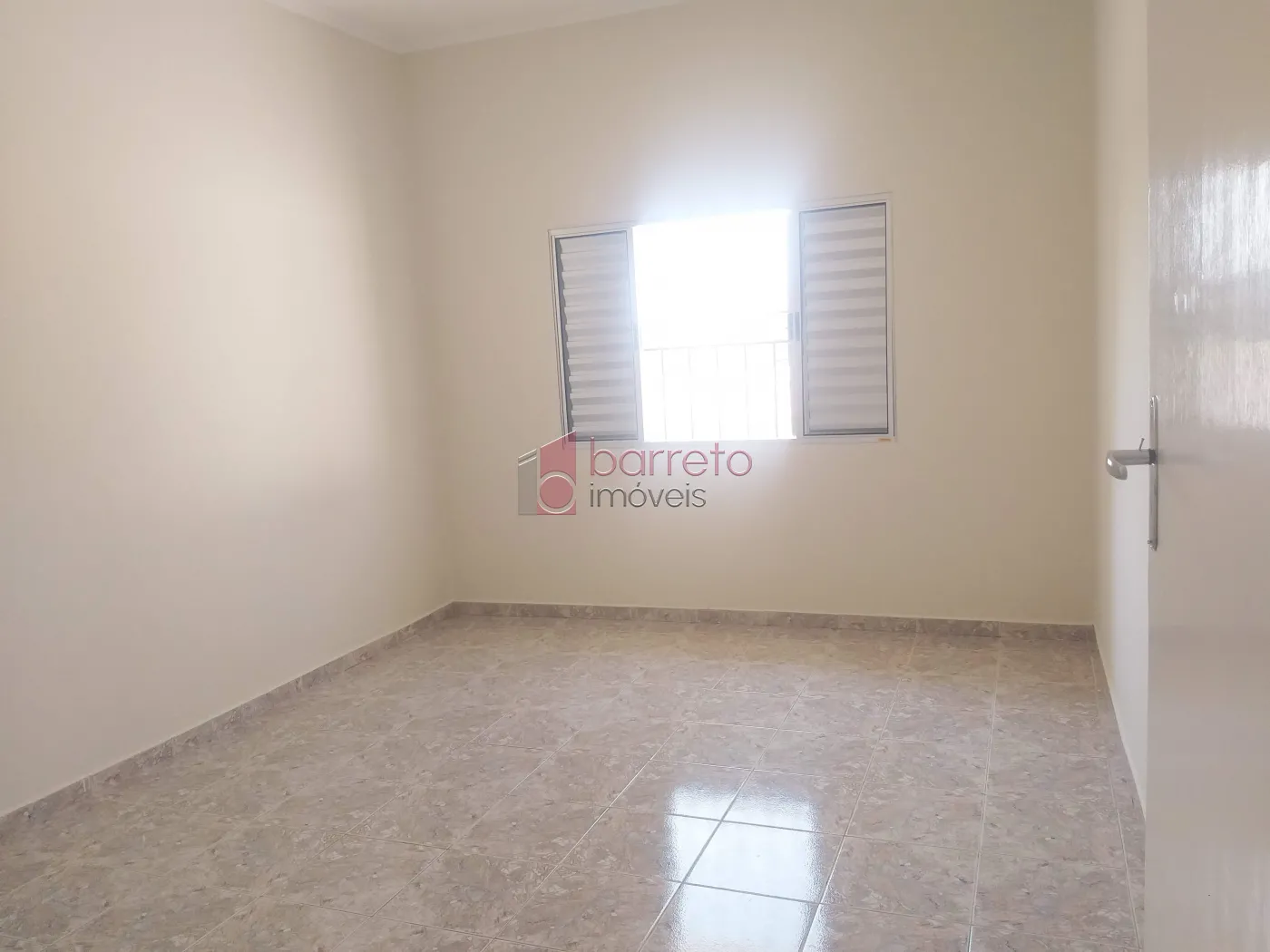 SOBRADO COM EDÍCULA PARA VENDA E LOCAÇÃO NO BAIRRO VILA SANTANA II – JUNDIAÍ/SP