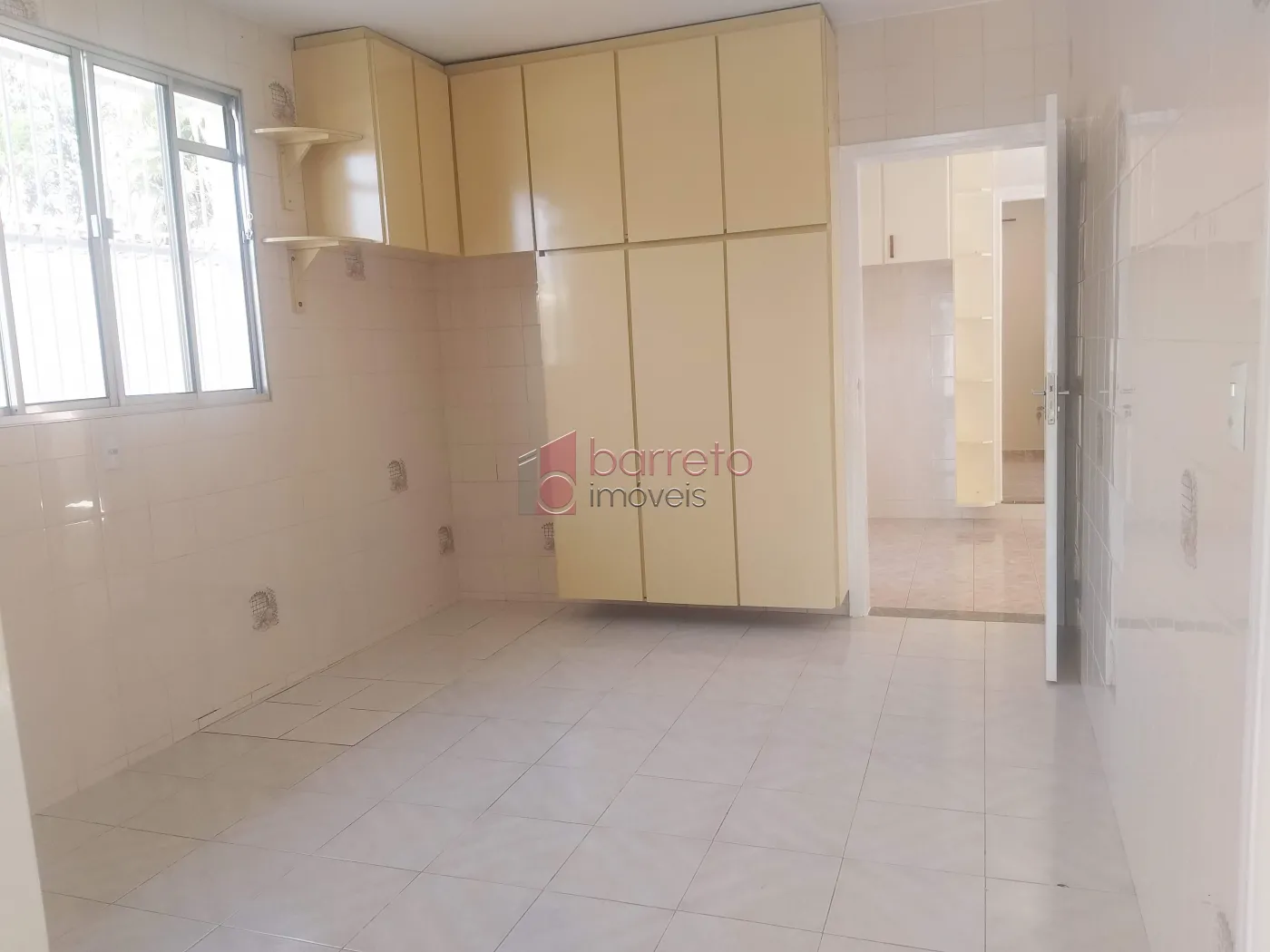 SOBRADO COM EDÍCULA PARA VENDA E LOCAÇÃO NO BAIRRO VILA SANTANA II – JUNDIAÍ/SP