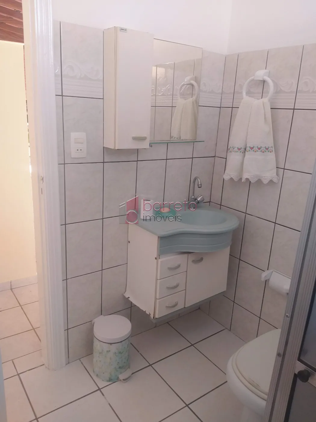SOBRADO COM EDÍCULA PARA VENDA E LOCAÇÃO NO BAIRRO VILA SANTANA II – JUNDIAÍ/SP