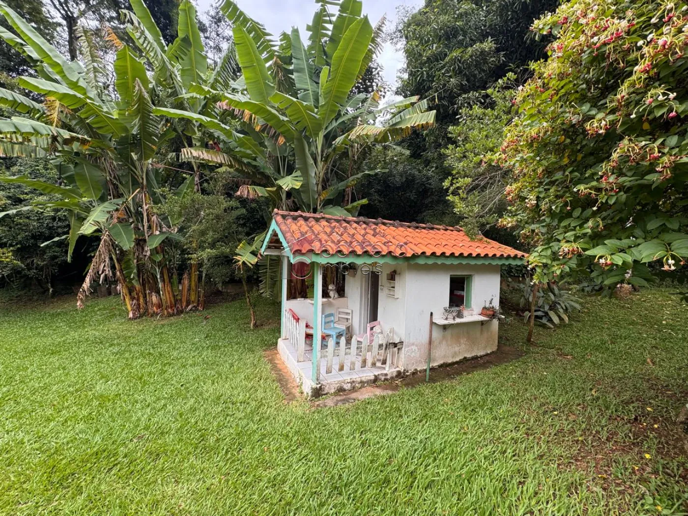 CHÁCARA COM 04 SUÍTES À VENDA NO BAIRRO CAXAMBU – JUNDIAÍ/SP