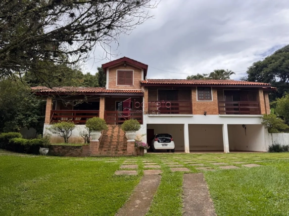CHÁCARA COM 04 SUÍTES À VENDA NO BAIRRO CAXAMBU – JUNDIAÍ/SP