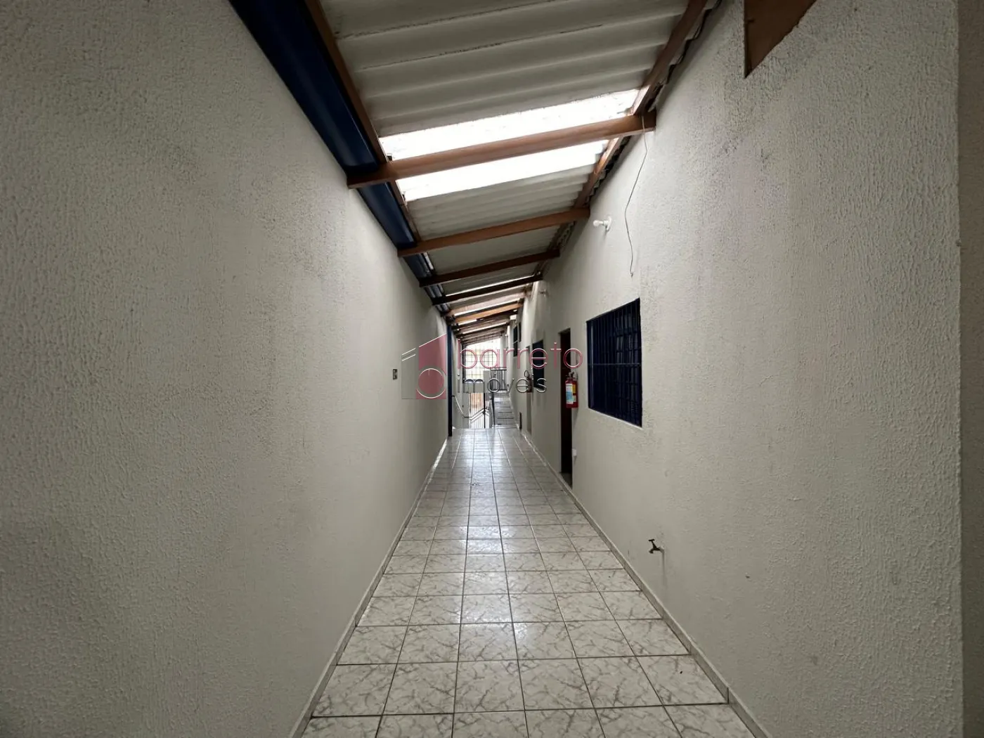 PRÉDIO COMERCIAL COM LOJA + 5 SALAS À VENDA NO CENTRO – JUNDIAÍ/SP