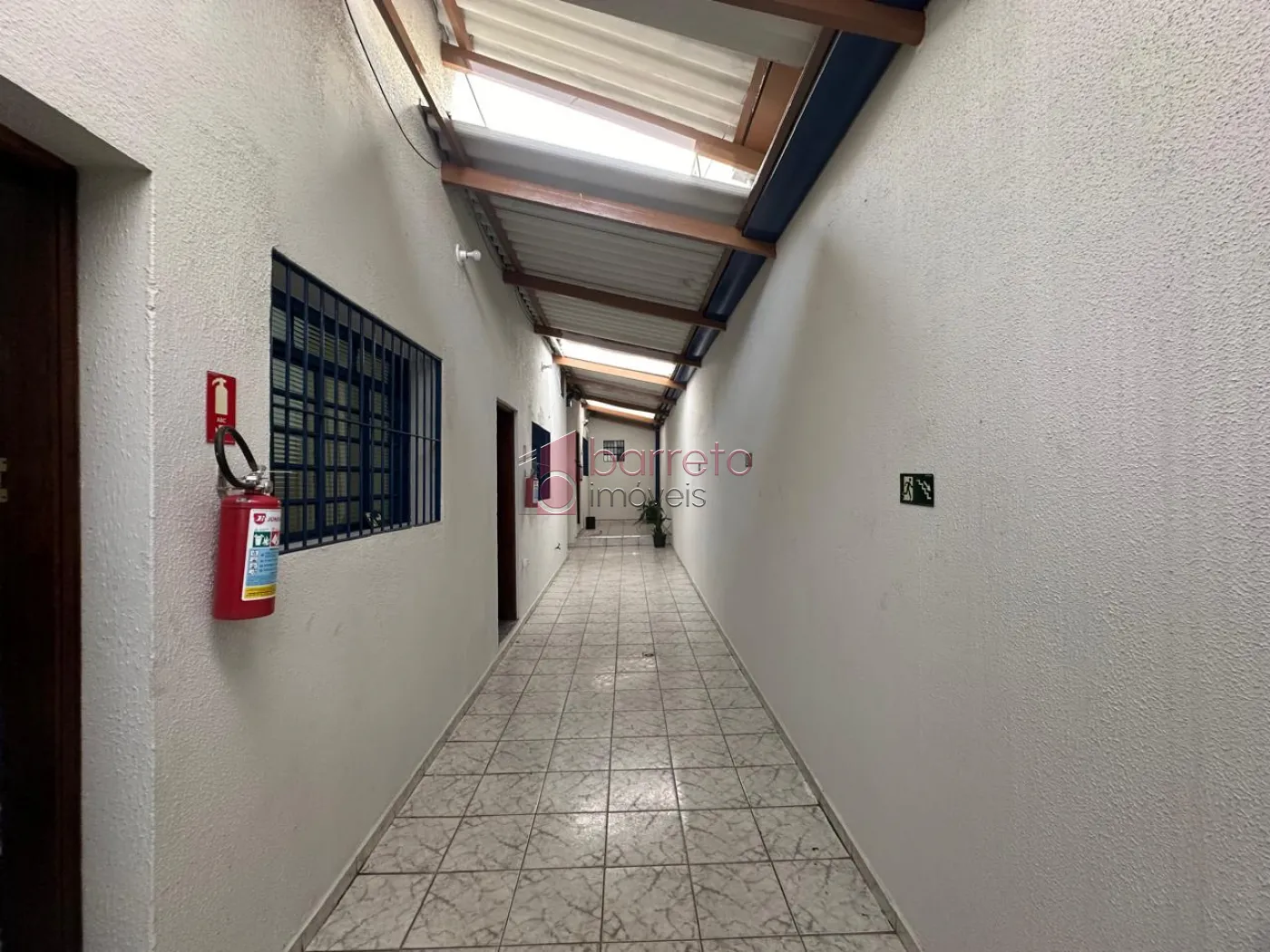 PRÉDIO COMERCIAL COM LOJA + 5 SALAS À VENDA NO CENTRO – JUNDIAÍ/SP
