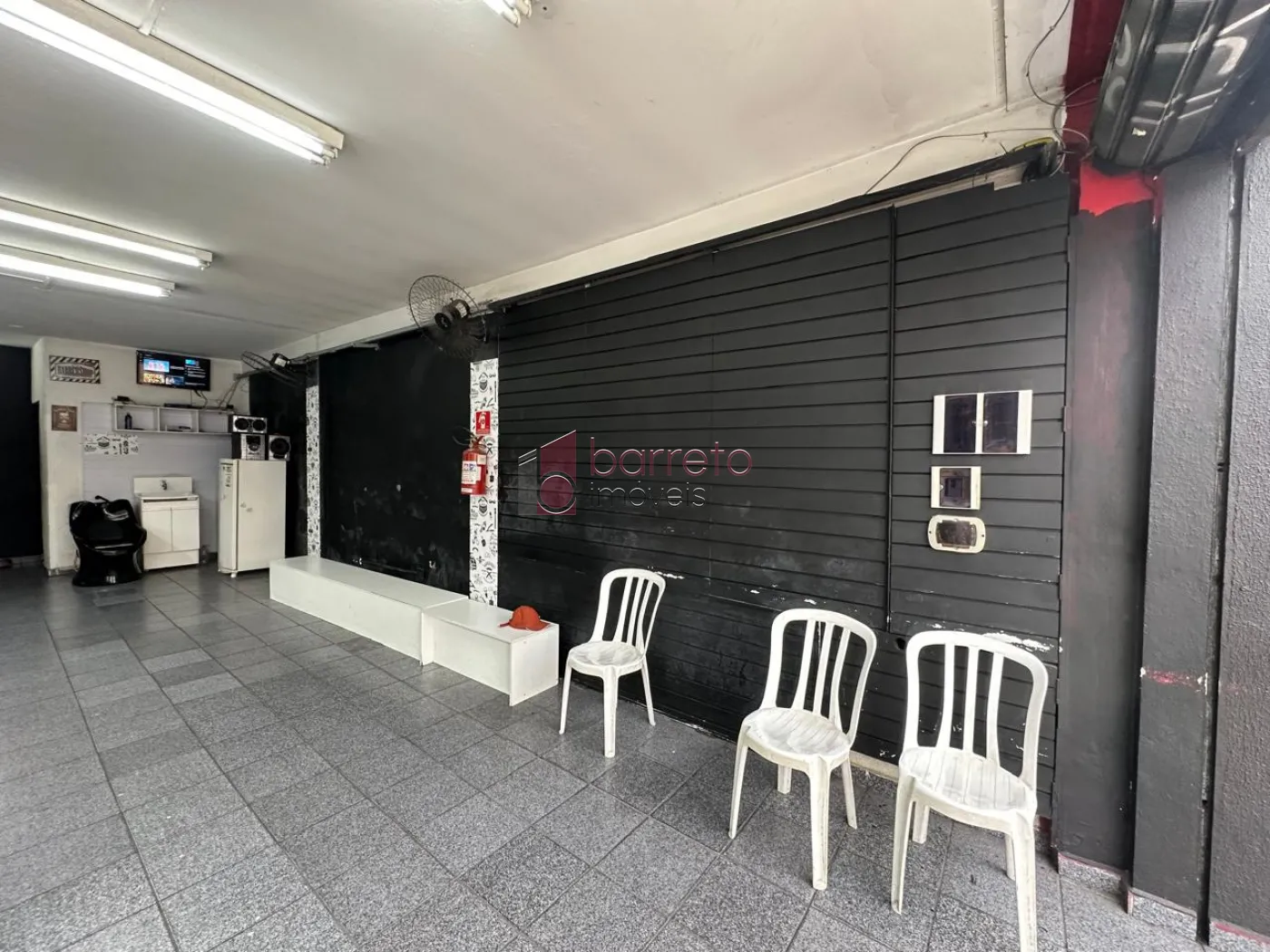 PRÉDIO COMERCIAL COM LOJA + 5 SALAS À VENDA NO CENTRO – JUNDIAÍ/SP