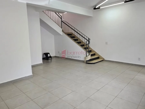 PRÉDIO COMERCIAL COM EDÍCULA NO CENTRO – JUNDIAÍ/SP