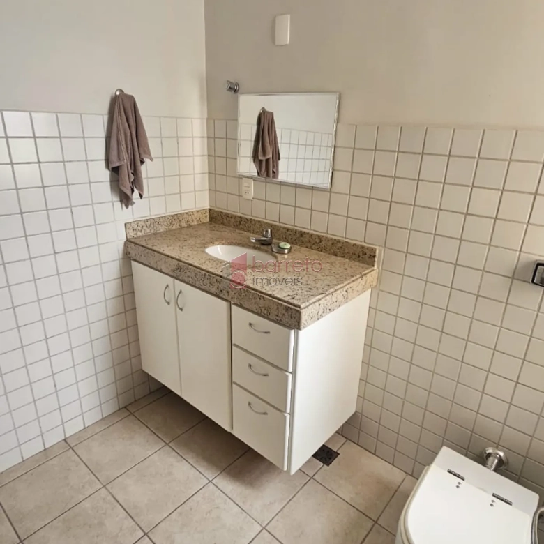 SALA COMERCIAL PARA VENDA E LOCAÇÃO NO EDIFÍCIO PALÁCIO DO COMÉRCIO NO CENTRO – JUNDIAÍ/SP