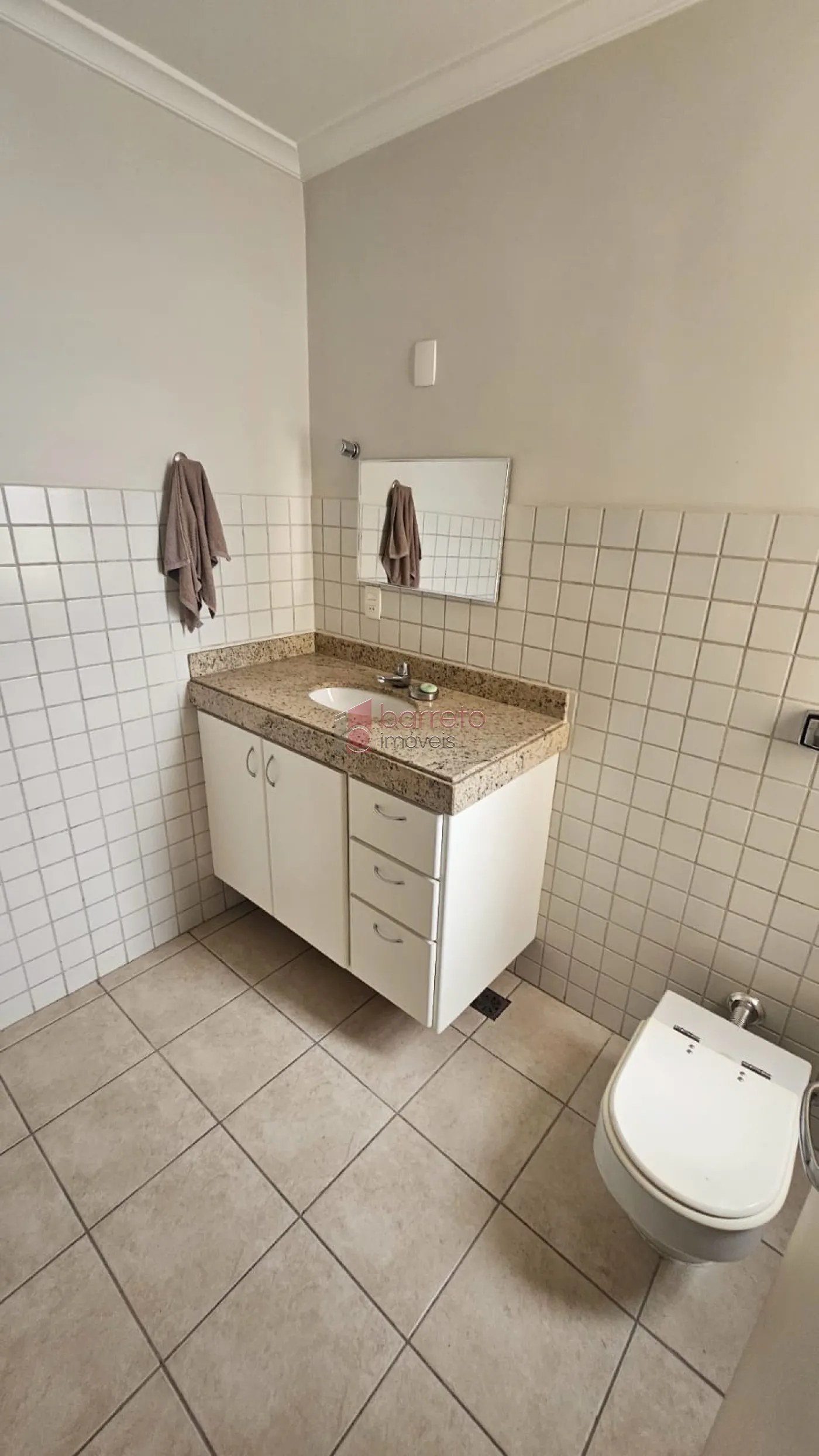 SALA COMERCIAL PARA VENDA E LOCAÇÃO NO EDIFÍCIO PALÁCIO DO COMÉRCIO NO CENTRO – JUNDIAÍ/SP