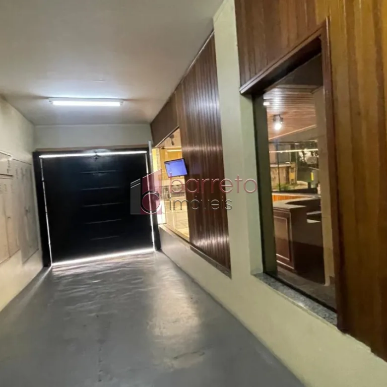 SALA À VENDA NO EDIFÍCIO SANTO IVO – JUNDIAÍ/SP