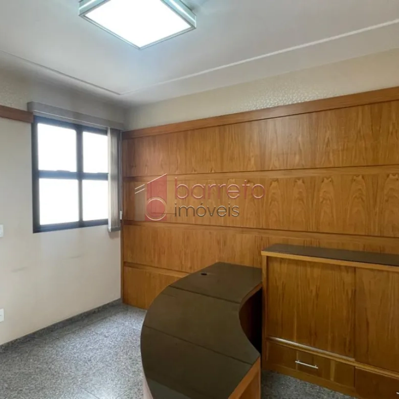 SALA À VENDA NO EDIFÍCIO SANTO IVO – JUNDIAÍ/SP
