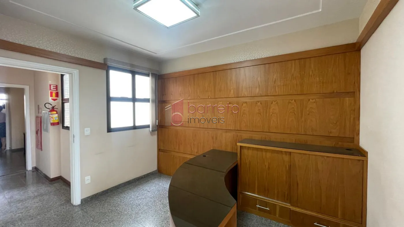 SALA À VENDA NO EDIFÍCIO SANTO IVO – JUNDIAÍ/SP