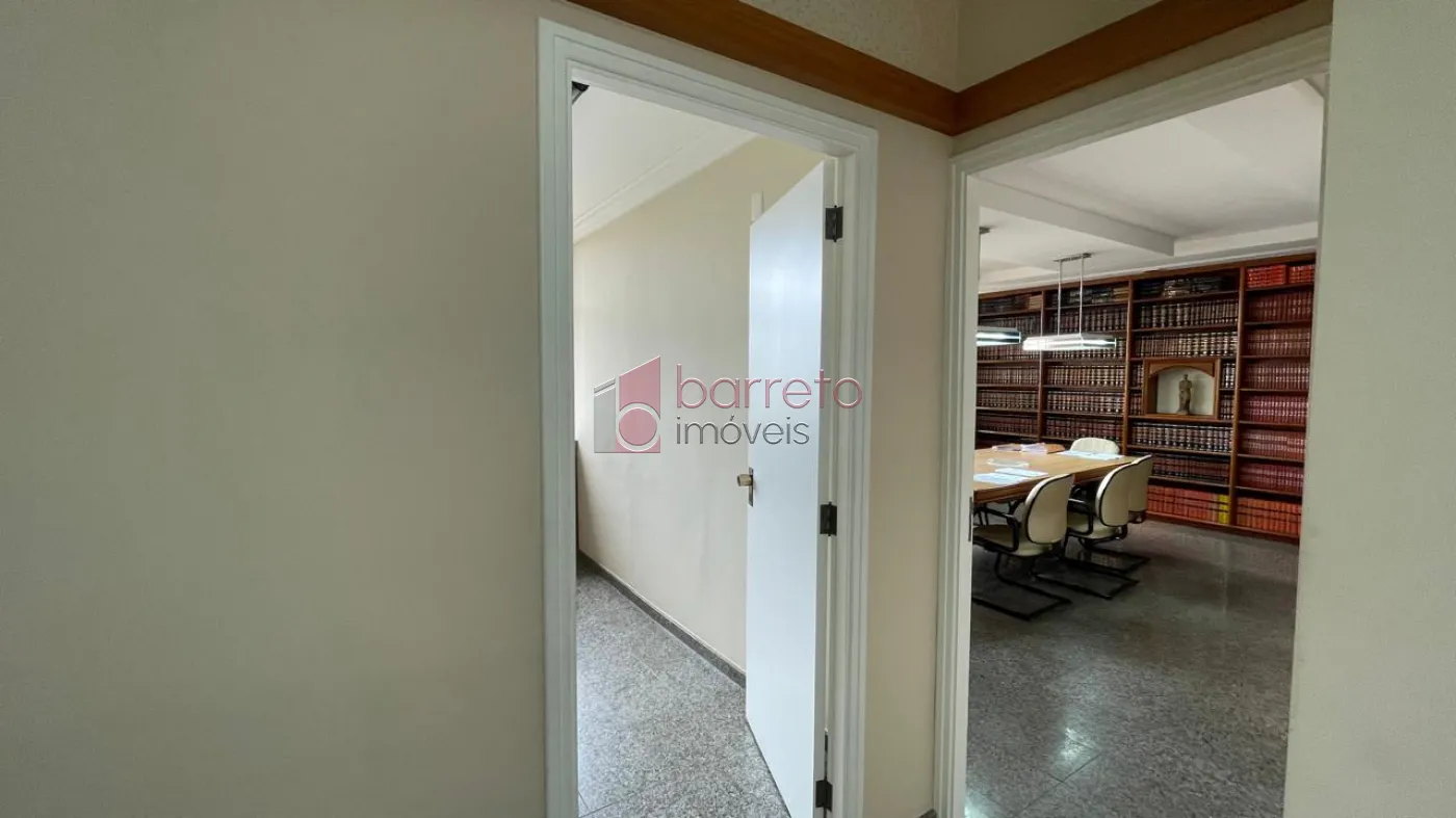SALA À VENDA NO EDIFÍCIO SANTO IVO – JUNDIAÍ/SP