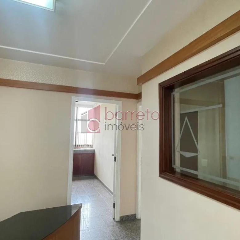 SALA À VENDA NO EDIFÍCIO SANTO IVO – JUNDIAÍ/SP