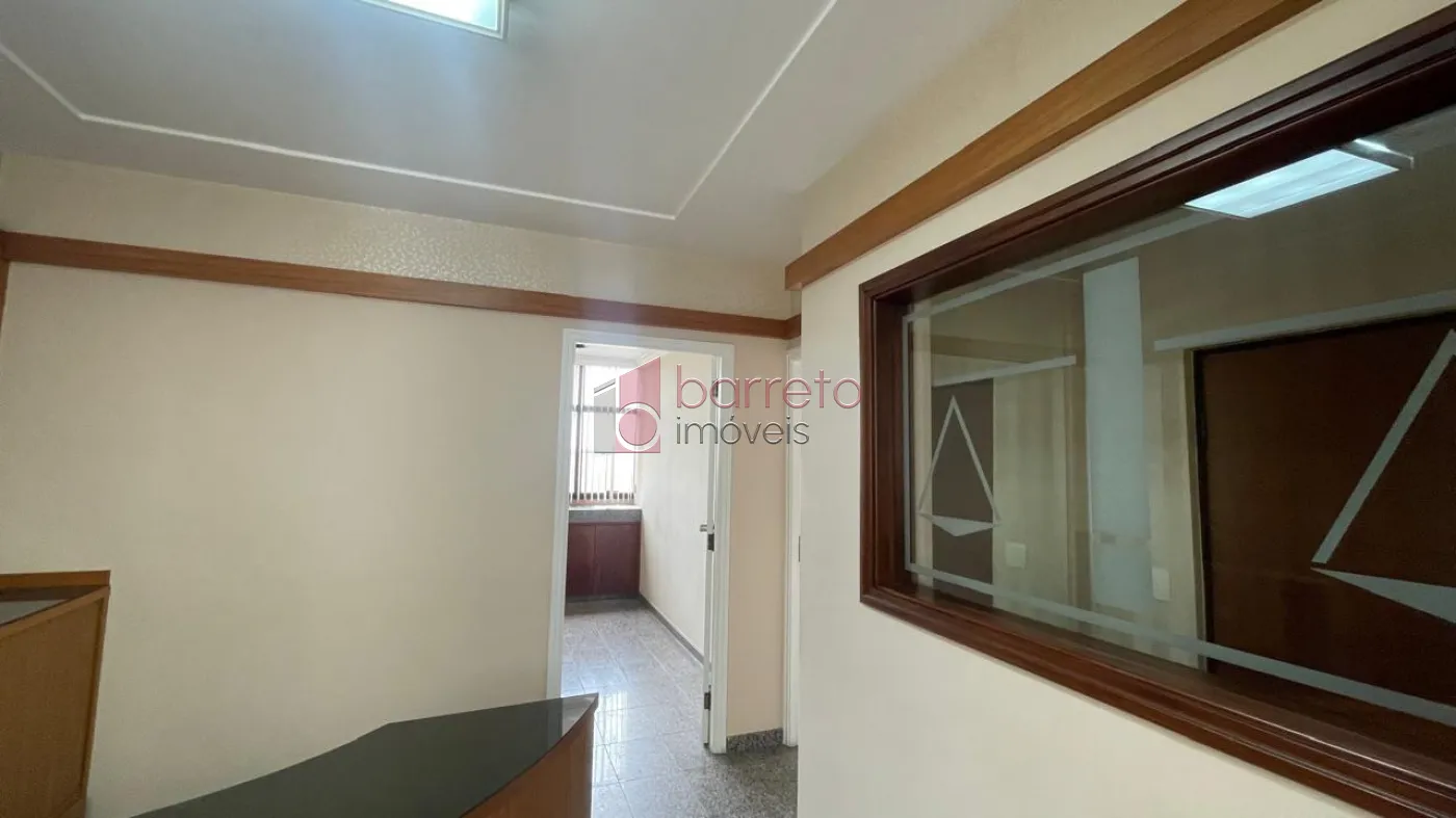 SALA À VENDA NO EDIFÍCIO SANTO IVO – JUNDIAÍ/SP