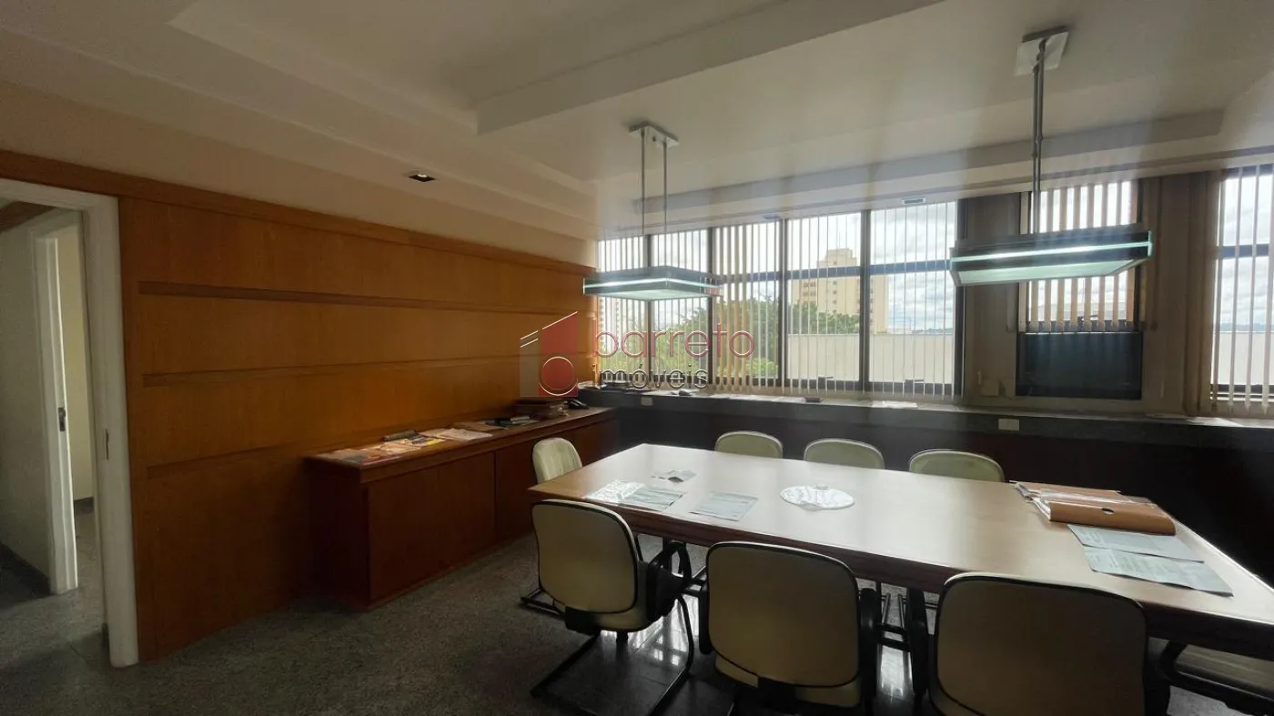 SALA À VENDA NO EDIFÍCIO SANTO IVO – JUNDIAÍ/SP