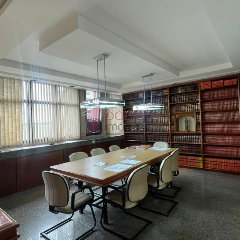 SALA À VENDA NO EDIFÍCIO SANTO IVO – JUNDIAÍ/SP