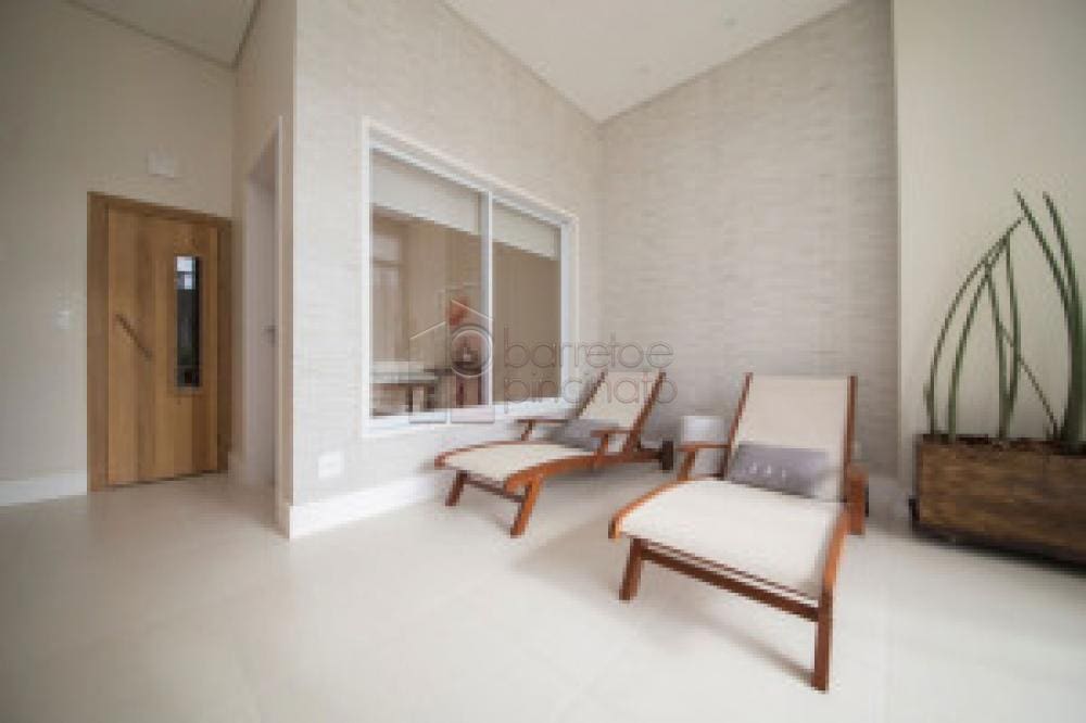 APARTAMENTO COM 04 SUÍTES À VENDA E LOCAÇÃO NO CONDOMÍNIO GIVERNY – JUNDIAÍ/SP