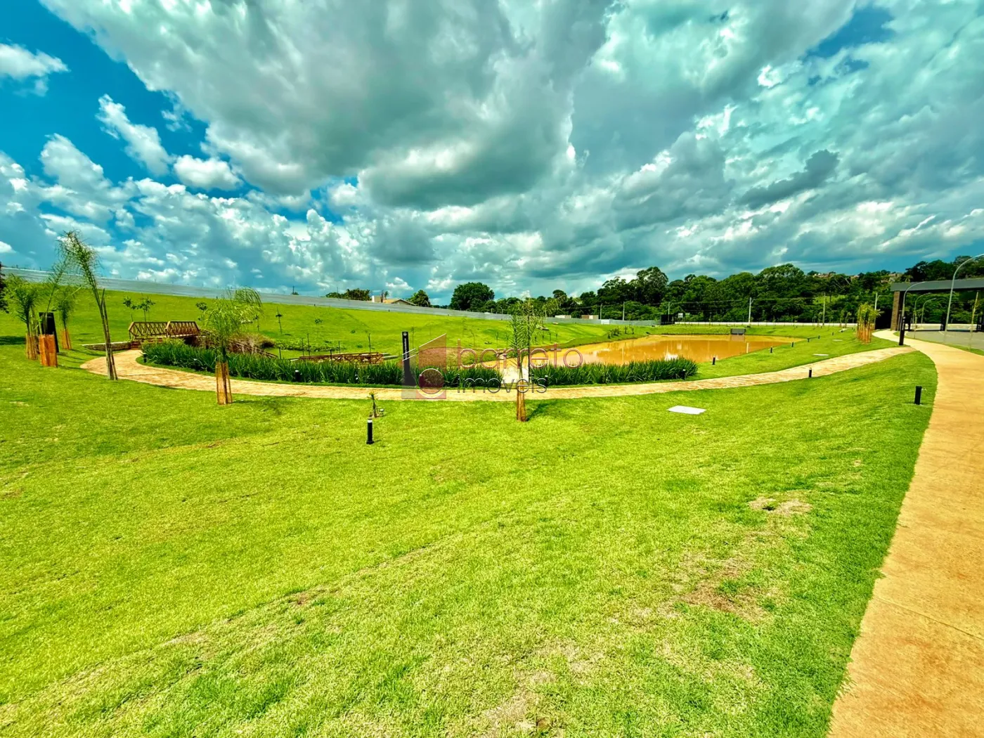 TERRENO À VENDA NO CONDOMÍNIO APPLAUSI VILLAGGIO ENGORDADOURO EM JUNDIAÍ/SP
