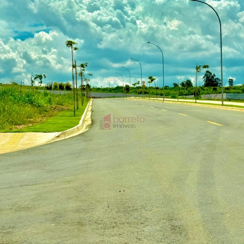 TERRENO À VENDA NO CONDOMÍNIO APPLAUSI VILLAGGIO ENGORDADOURO EM JUNDIAÍ/SP