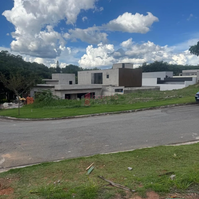 TERRENO À VENDA NO CONDOMÍNIO VILLA GIARDINO EM JUNDIAÍ/SP